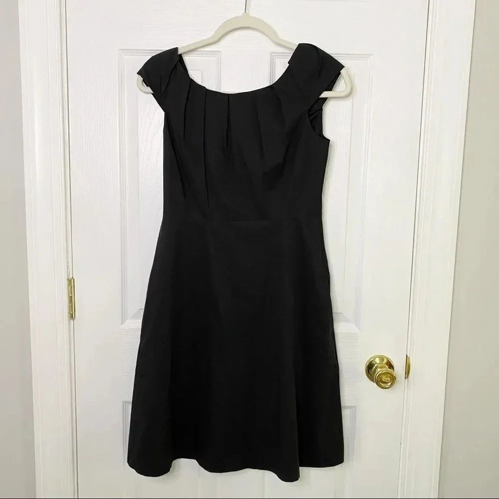 ANNI KUAN Black Cap Sleeve Pleated Neckline A-Line Dress